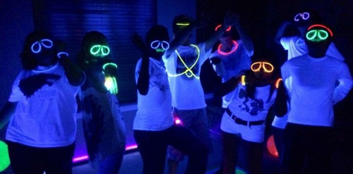 teen-glow-party-2