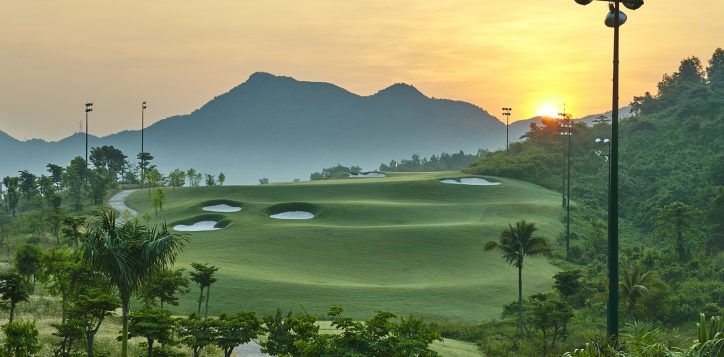 bnh_hole-10-hero_01_hr1-2