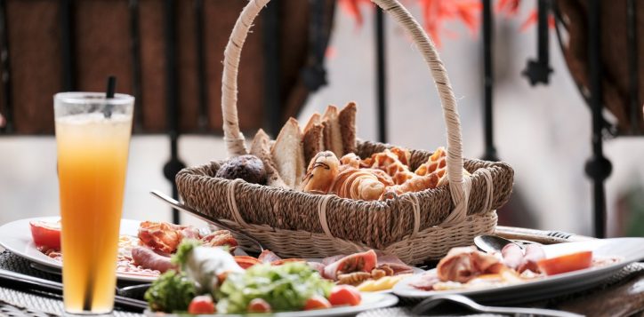 fv__t2b3211_web-jpeg-srgb-2048px-2