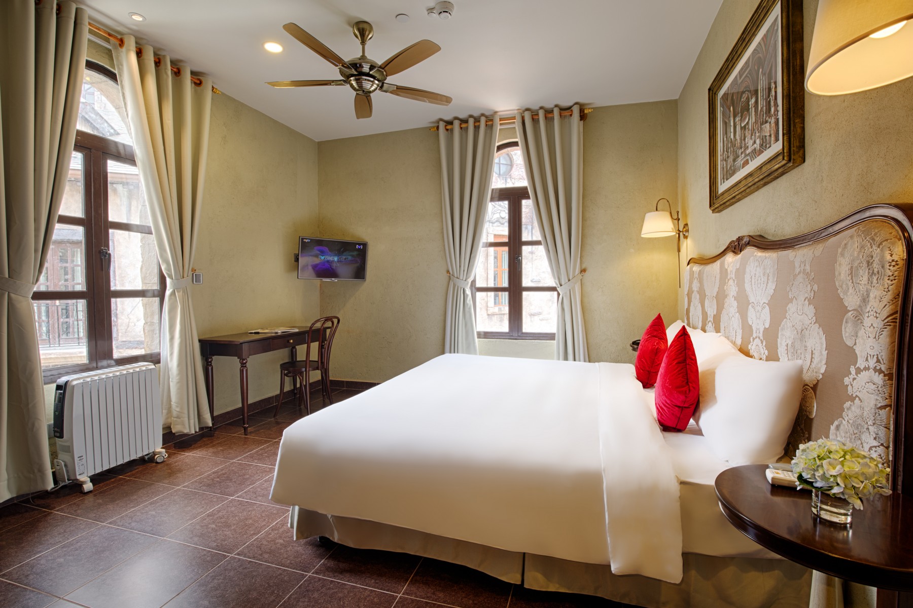 Family Superior Rooms | Hotel Mercure Danang French Village