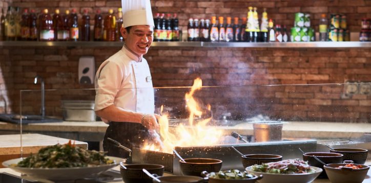 la-crique-grilled-station1-2