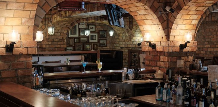 la-taverne-bar-bar-design-2