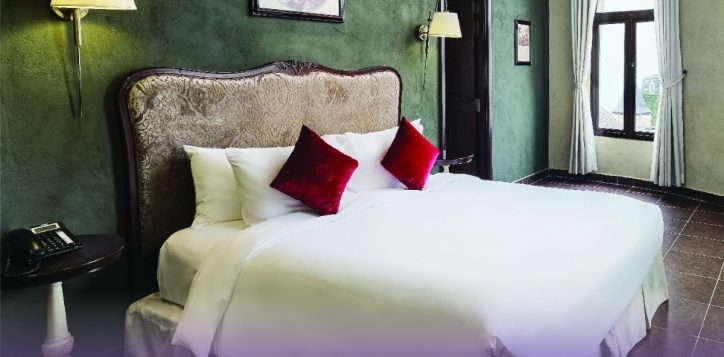 catch-me-on-tuesday2-02-2