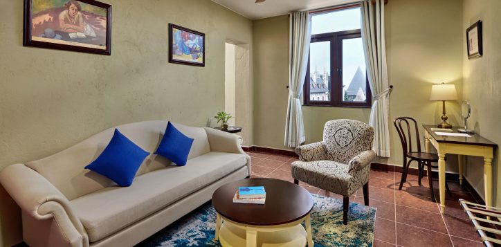 executive-suite_5426_01-2