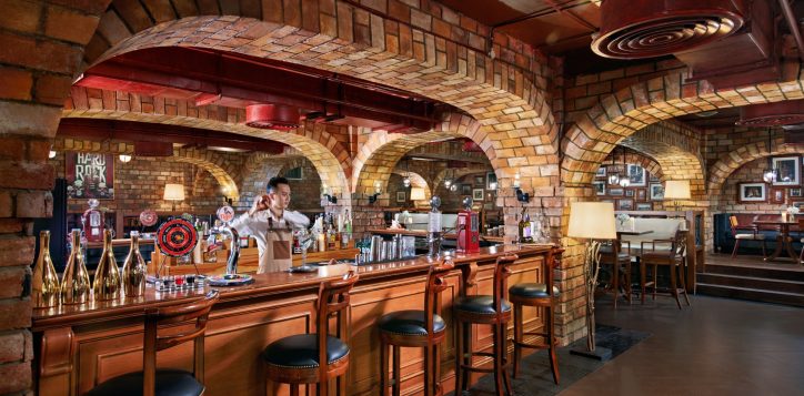 bar-la-taverne_12714-3