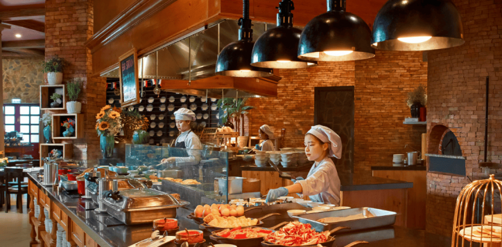 buffet-dinner-resize-web-1-2